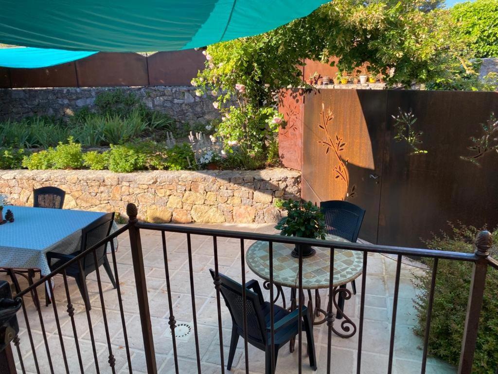 Le Hameau Des Vanades Ampus Esterno foto