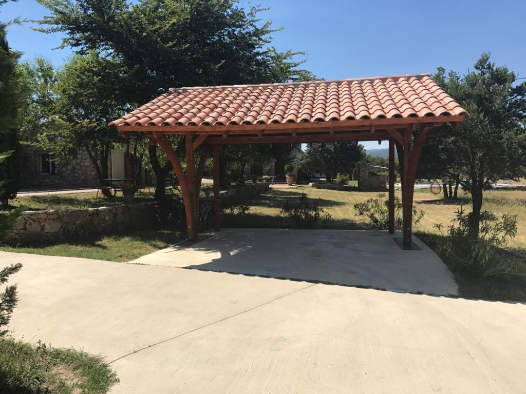 Le Hameau Des Vanades Ampus Esterno foto